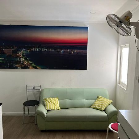 Galaxy Suites Паттайя Экстерьер фото