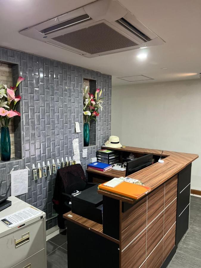 Galaxy Suites Паттайя Экстерьер фото